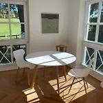 Herrenhaus - Starnberger - Ammerland ホームステイ *